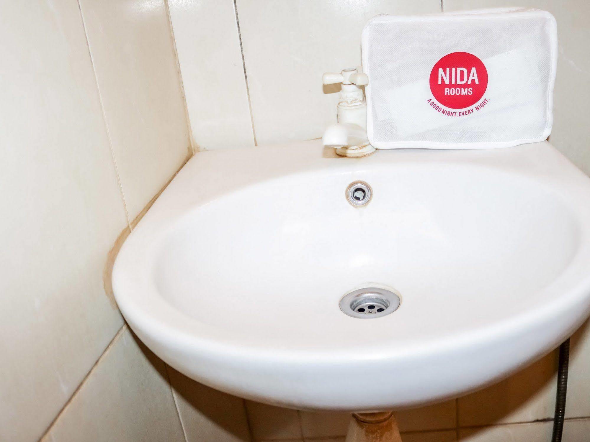מדאן Wisma Sederhana Mitra Reddoorz מראה חיצוני תמונה