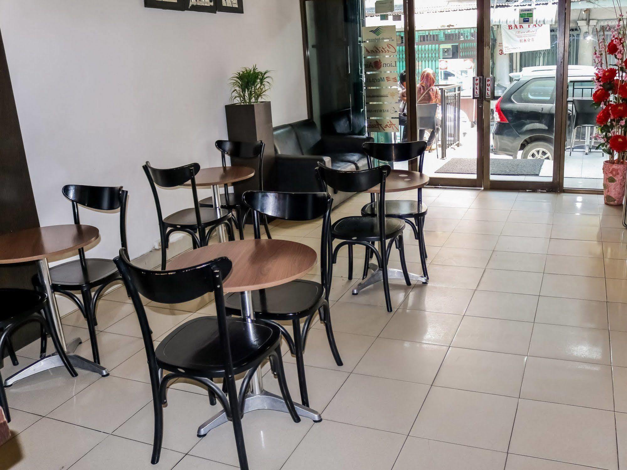 מדאן Wisma Sederhana Mitra Reddoorz מראה חיצוני תמונה